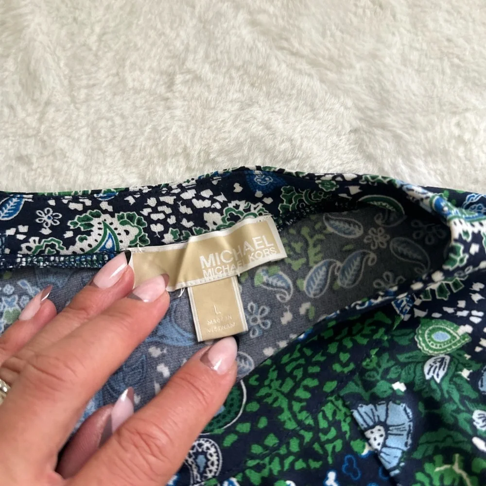 Michael Kors Blue and Green Floral  Top #tometogirl Fmedtersnean #summer